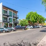 The Lux At Craftsman Suite 4 - Walkable To All Of Old Town